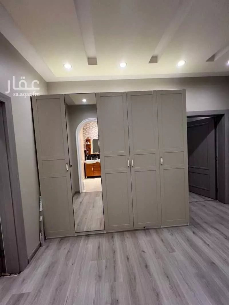 6 bedroom villa in Abhur South 10
