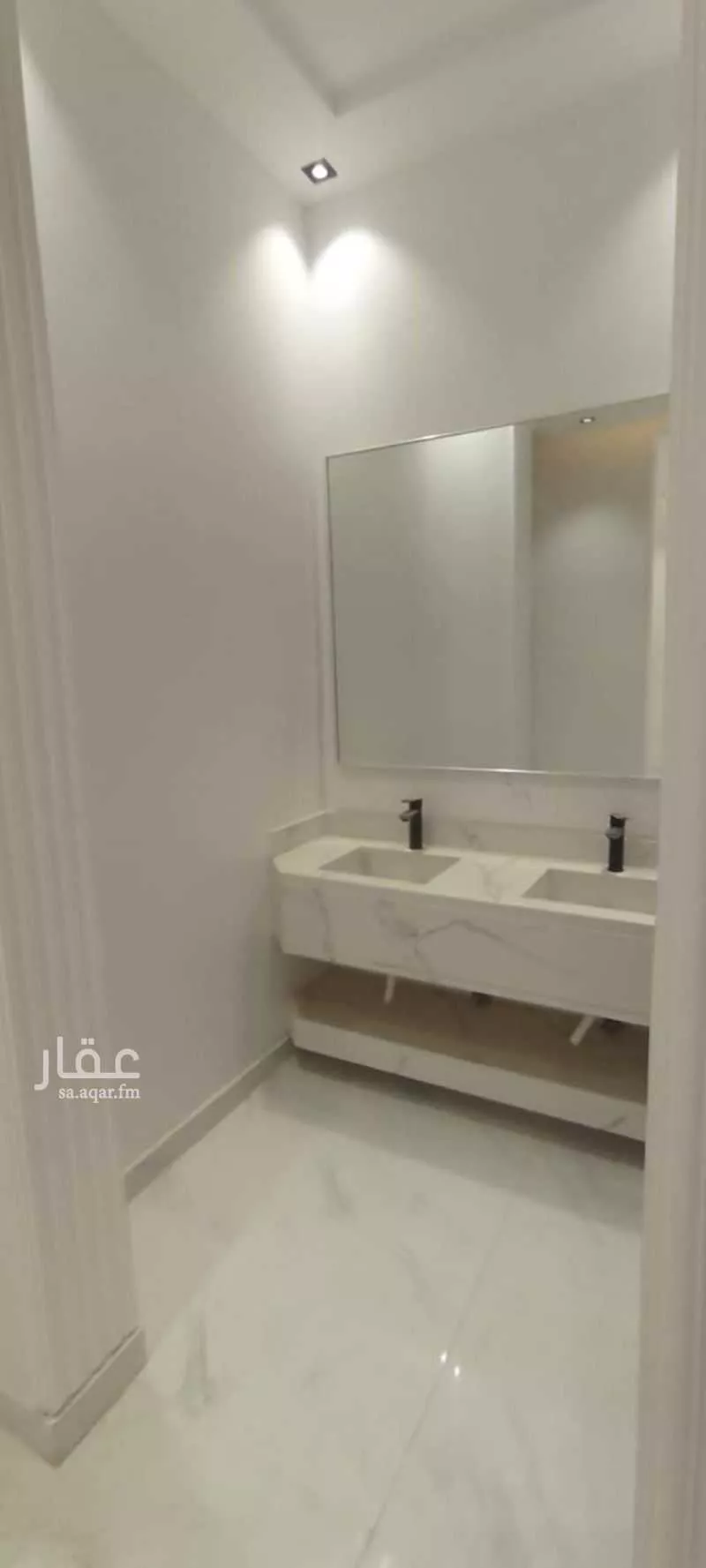 فيلا 4 غرف في الرمال 8