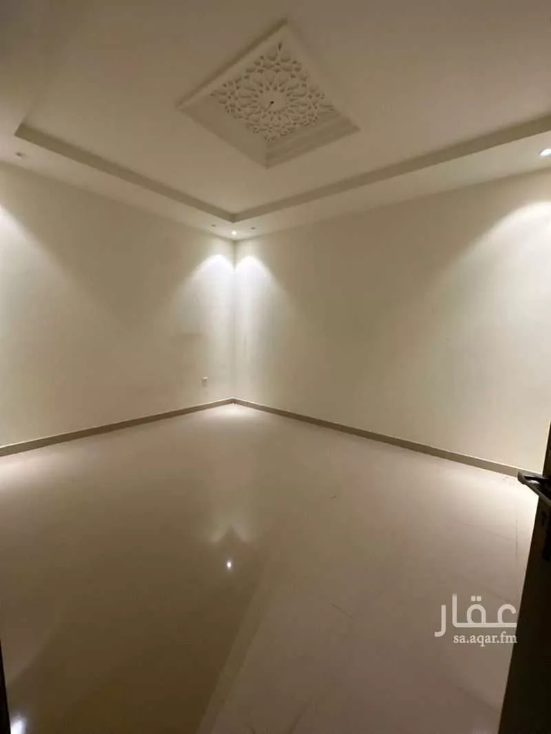 6 bedroom villa in Al Yaqout 13