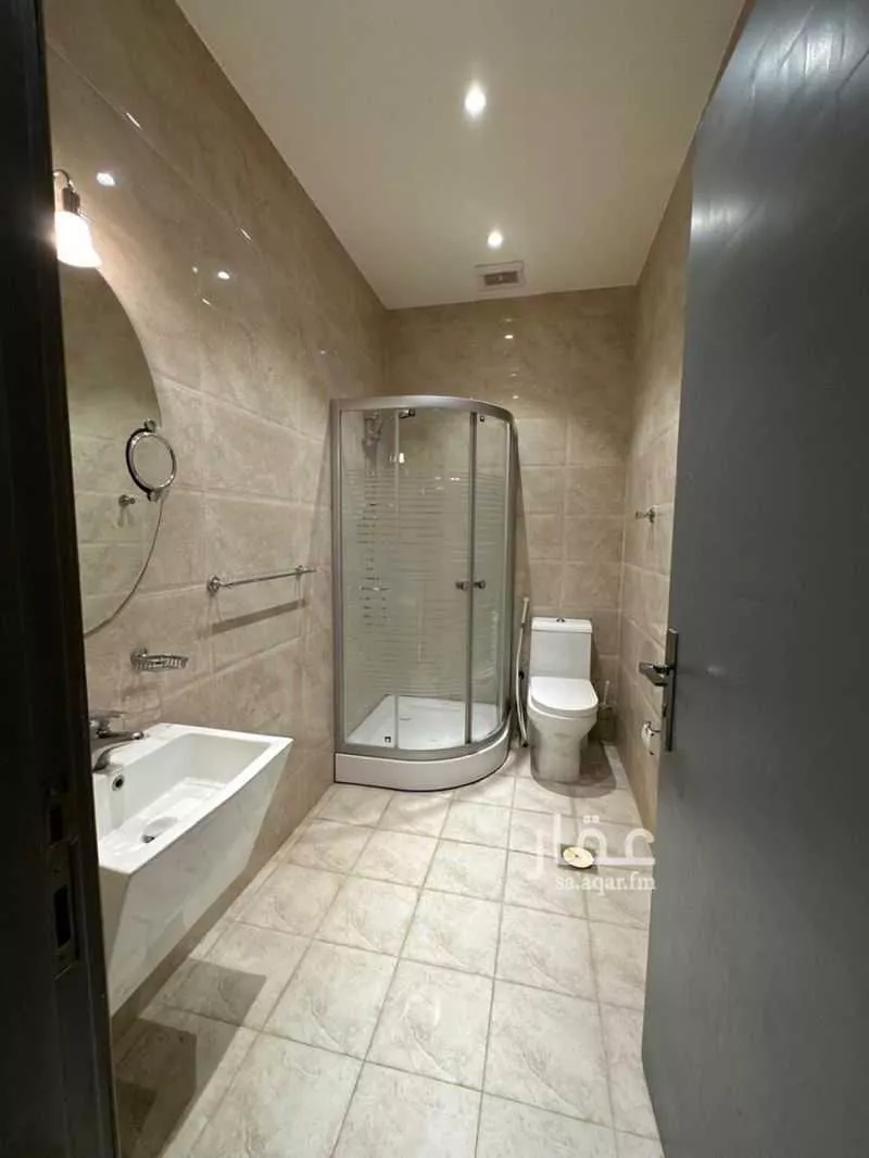 6 bedroom villa in Al Yaqout 14