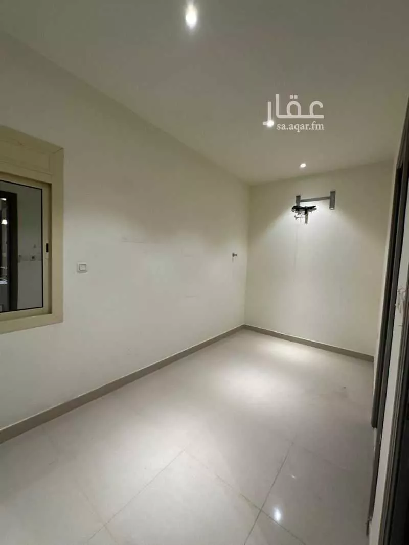 6 bedroom villa in Al Yaqout 16