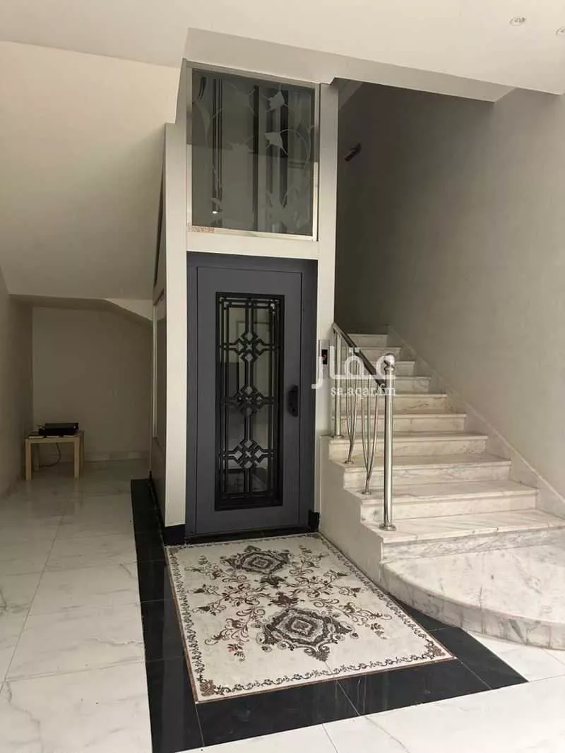 6 bedroom villa in Al Yaqout 3