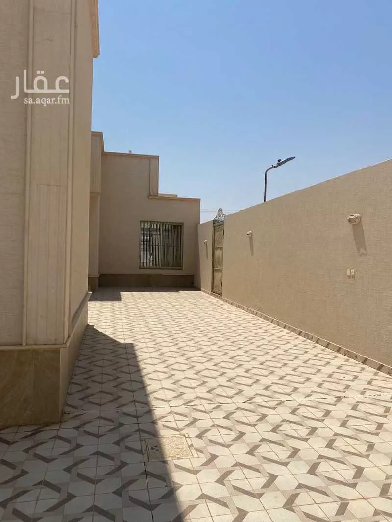 الطابق في الرحاب