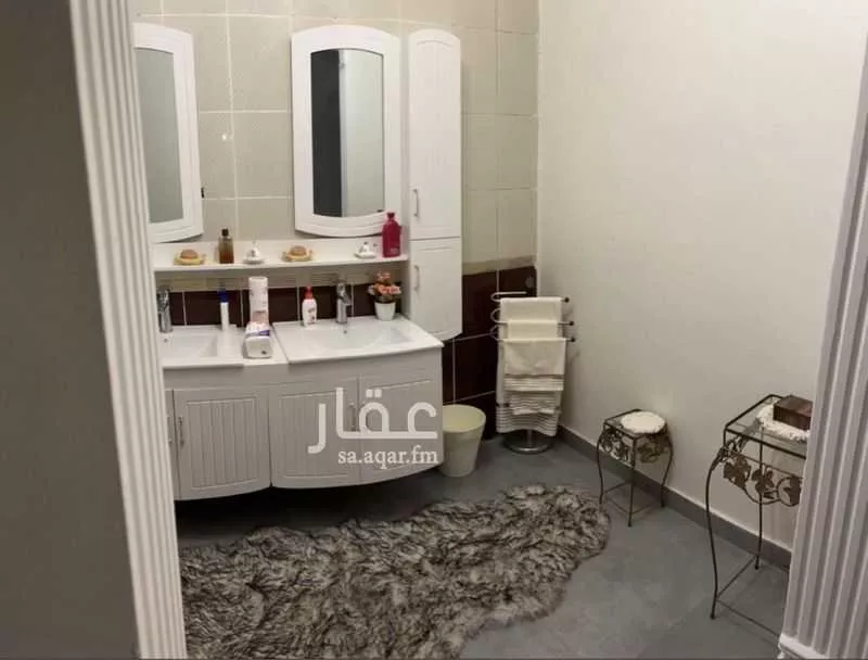 فيلا 7 غرف في الفلاح 9