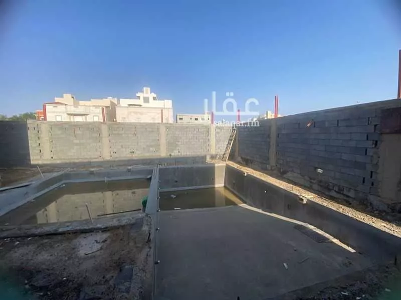 فيلا 10 غرف في طيبة 11
