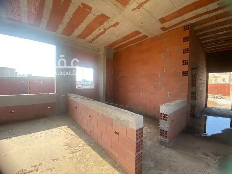 فيلا 10 غرف في طيبة 14