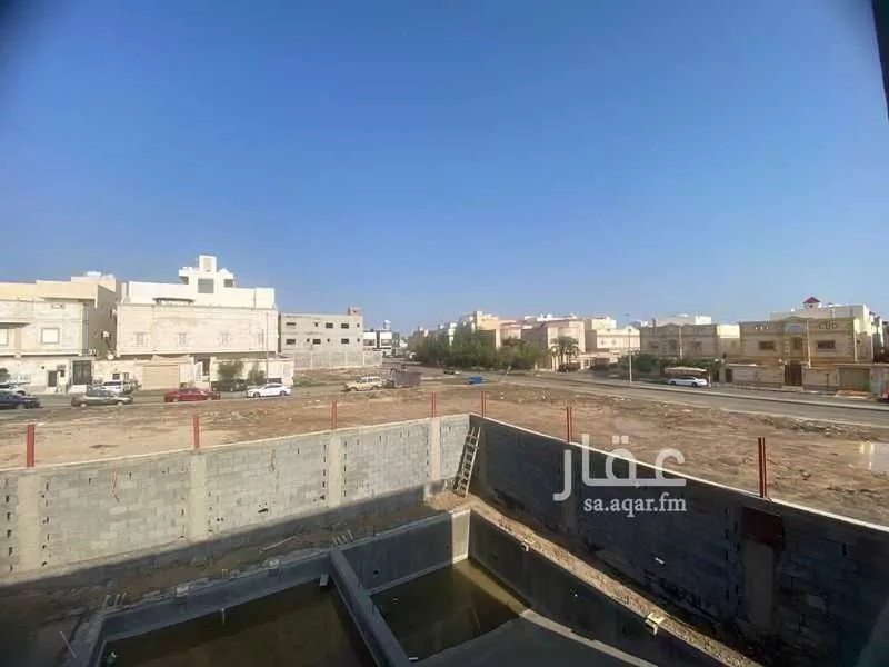 فيلا 10 غرف في طيبة 15
