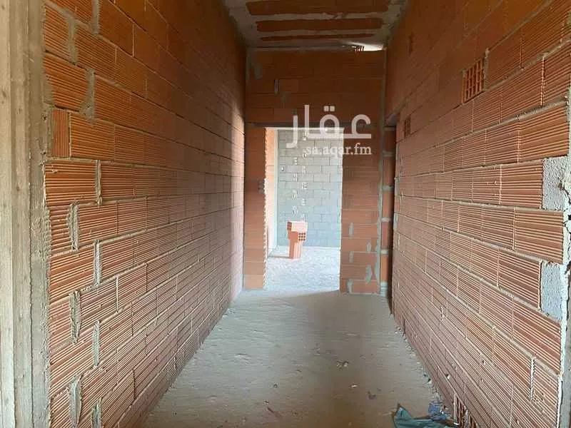 فيلا 10 غرف في طيبة 20