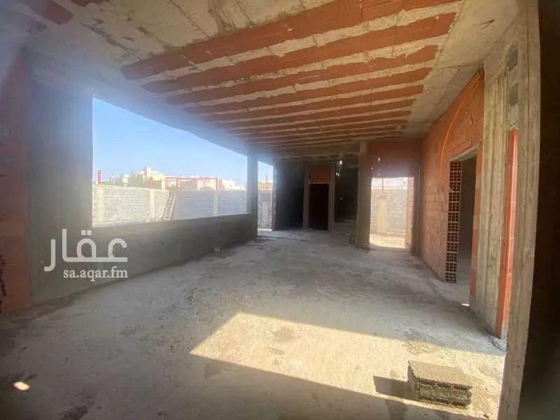 فيلا 10 غرف في طيبة 6
