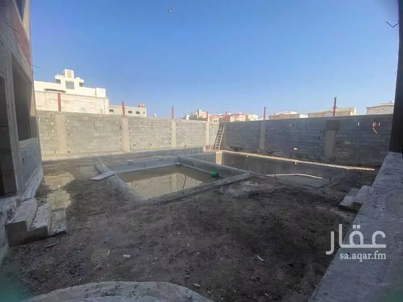 فيلا 10 غرف في طيبة 7