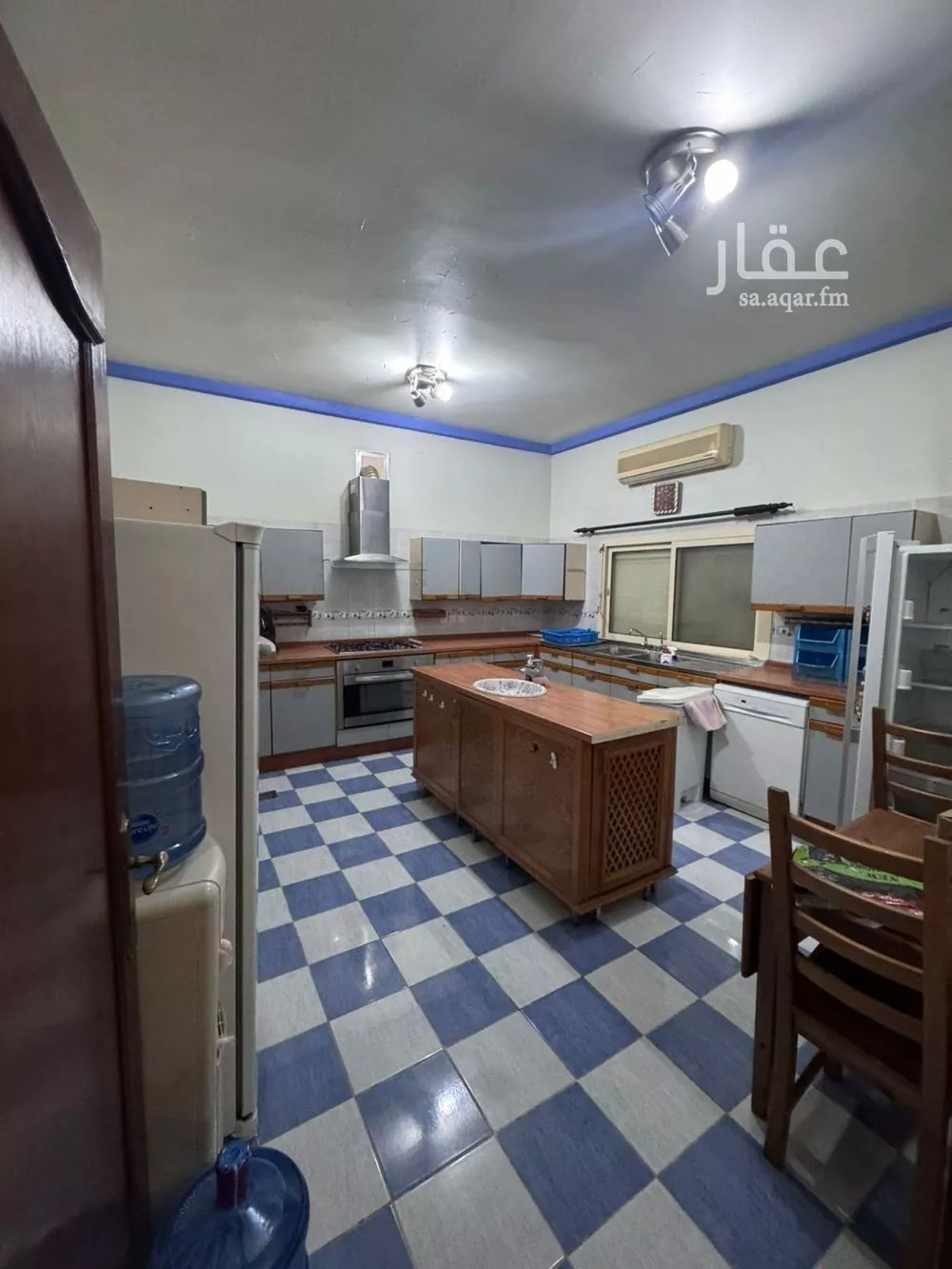 فيلا 10 غرف في النعيم 2