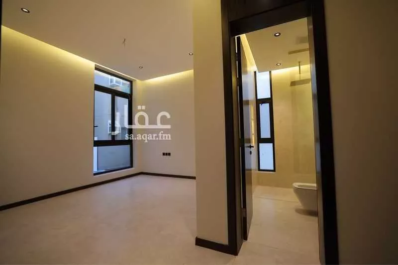 فيلا 8 غرف في الشراع 14
