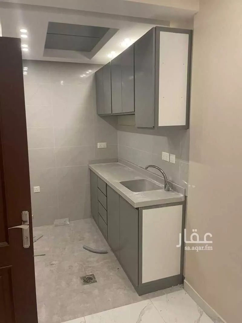 فيلا 5 غرف في الفروسية 9