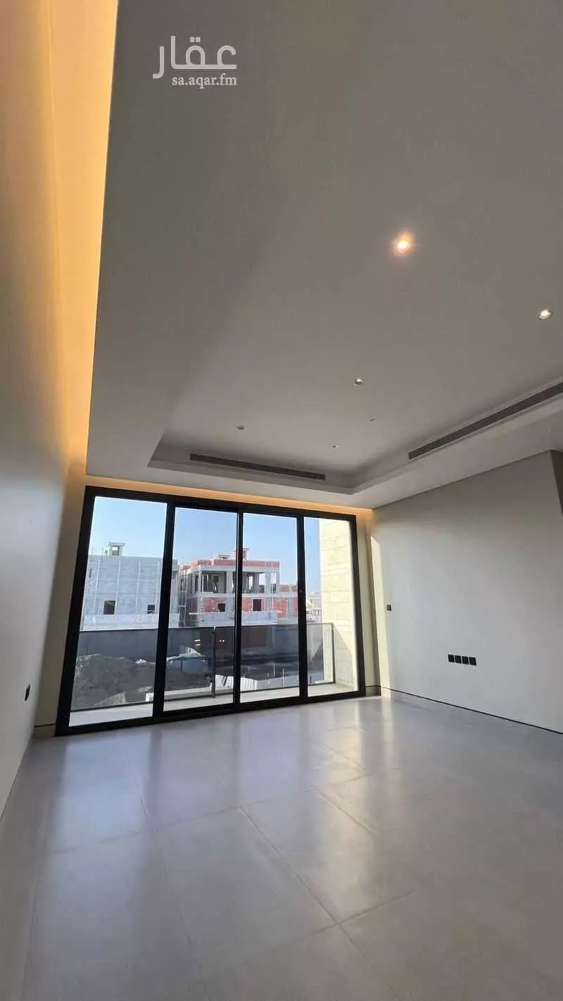 6 bedroom villa in Al Yaqout 14