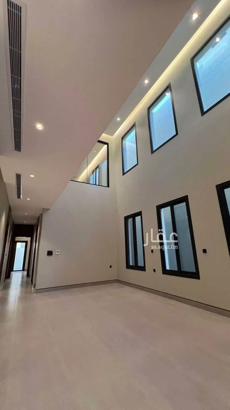 6 bedroom villa in Al Yaqout 18