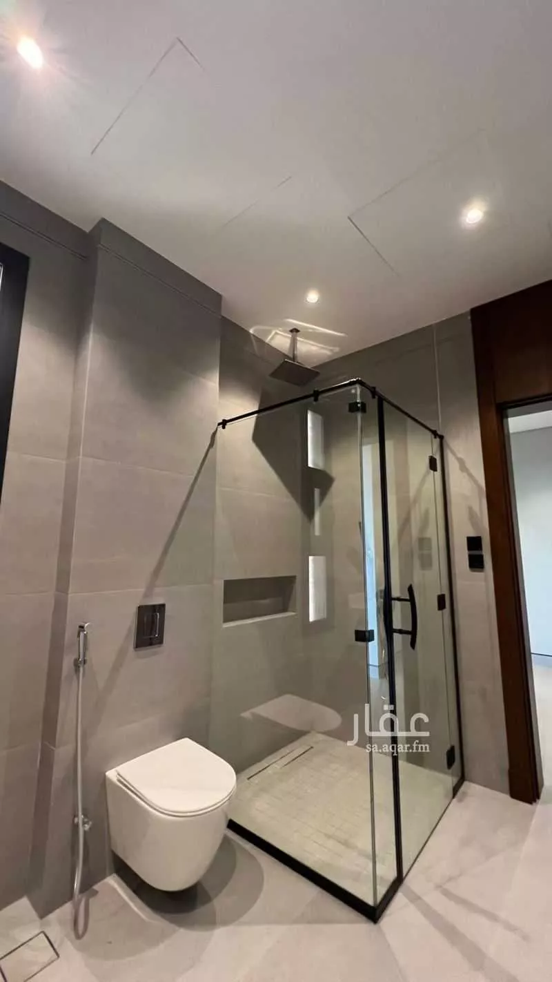 6 bedroom villa in Al Yaqout 6