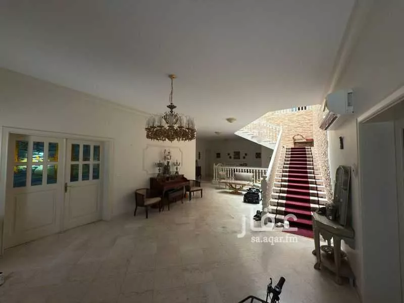 7 bedroom villa in Al Zahra 4