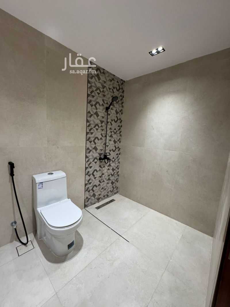 5 bedroom villa in Al Amwaj, Jeddah 16