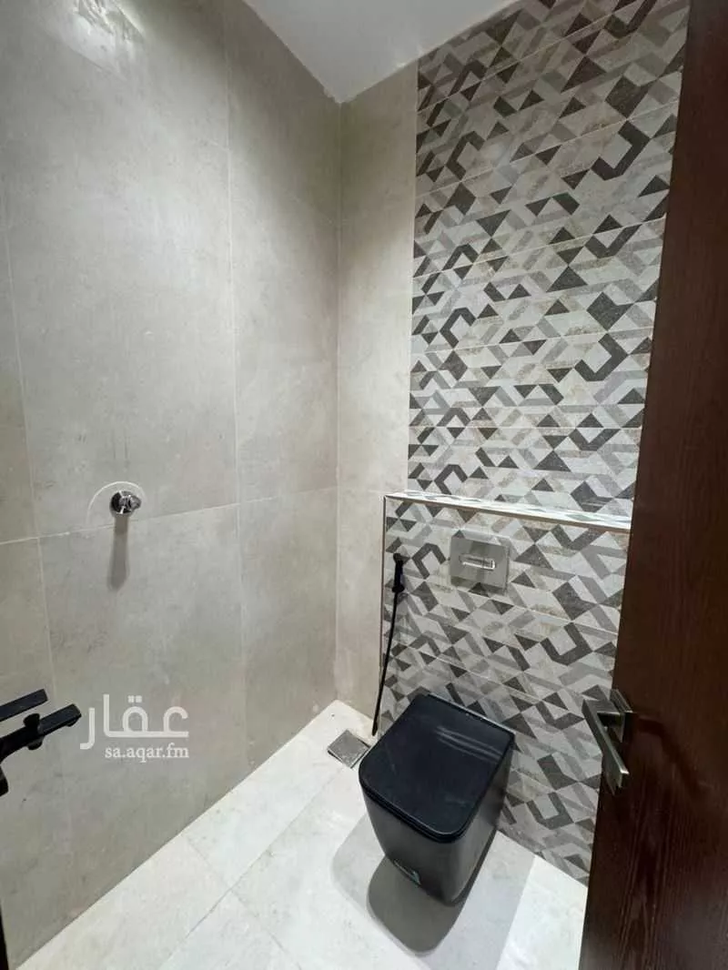 فيلا 5 غرف في الأمواج 8