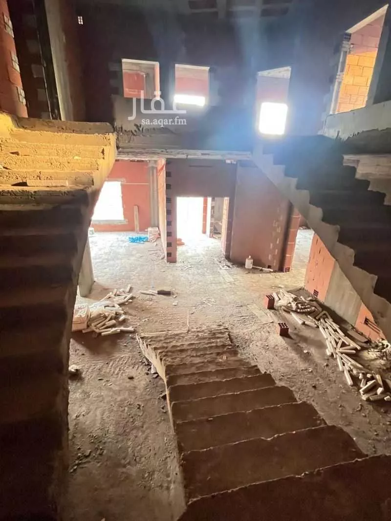 8 bedroom apartment in Jeddah 2