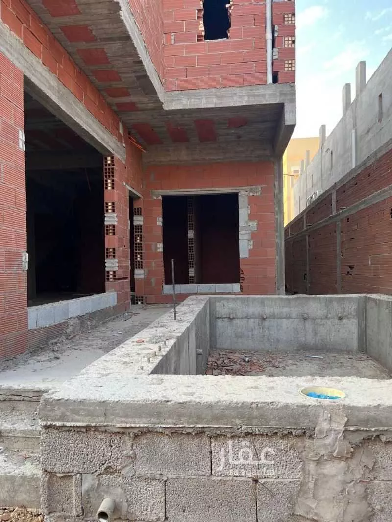 8 bedroom apartment in Jeddah 4