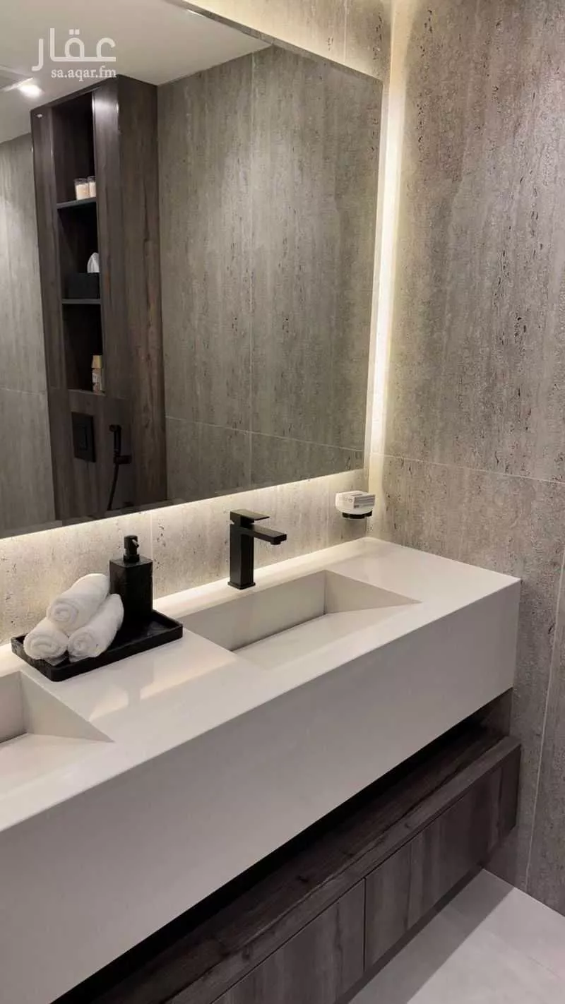 6 bedroom apartment in Al Nahda 25