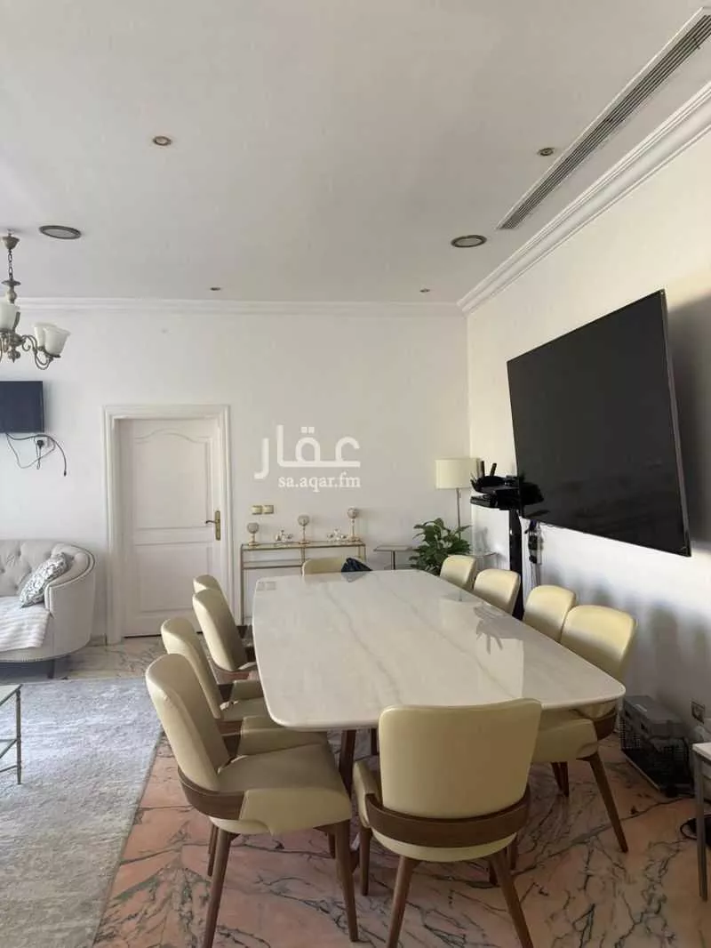 6 bedroom apartment in Al Nahda 4