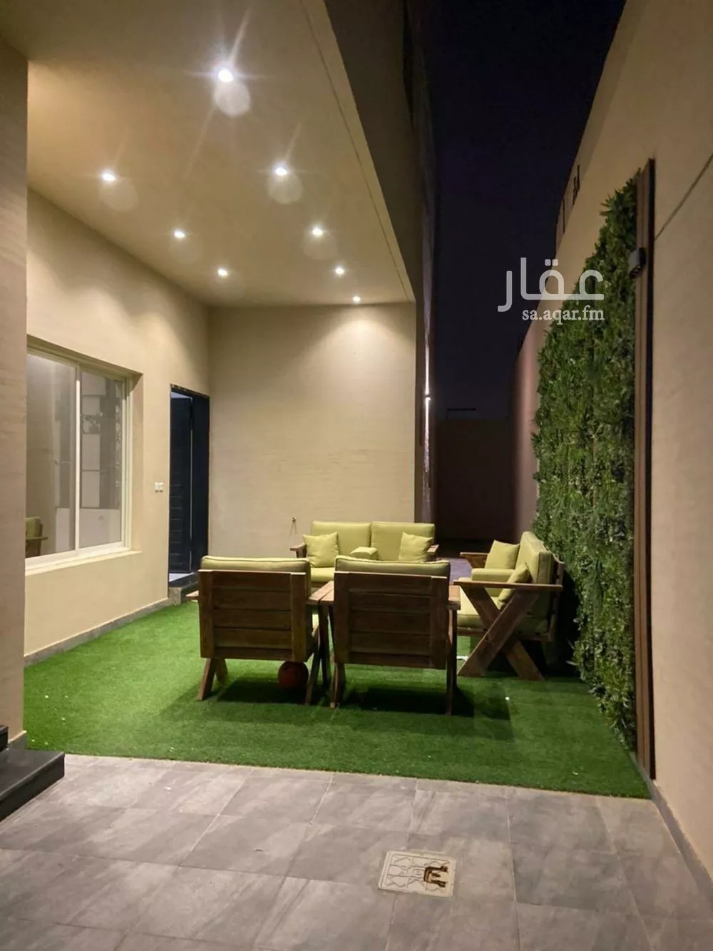 6 bedroom villa in Al Janadriyah 2
