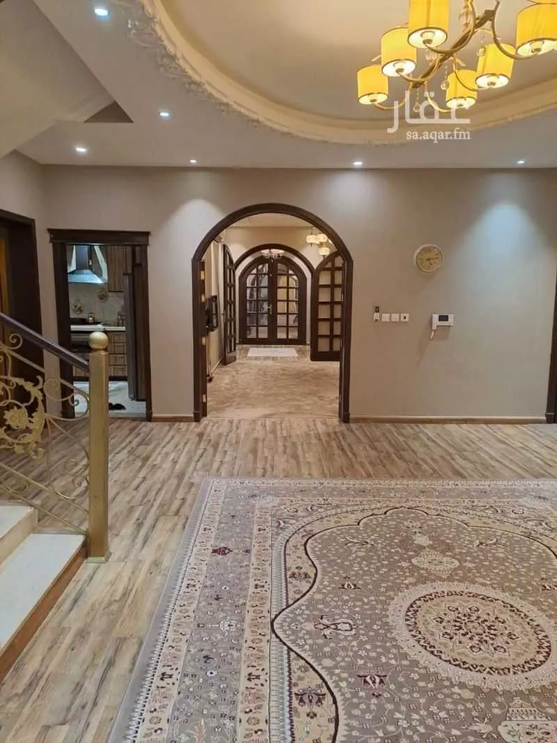 5 bedroom villa in Al Yaqout 2