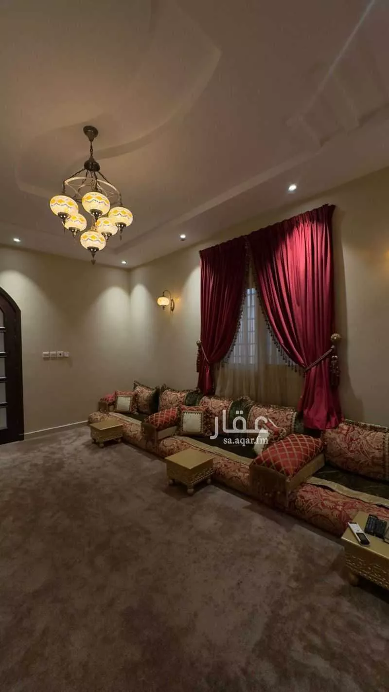 5 bedroom villa in Al Yaqout 6