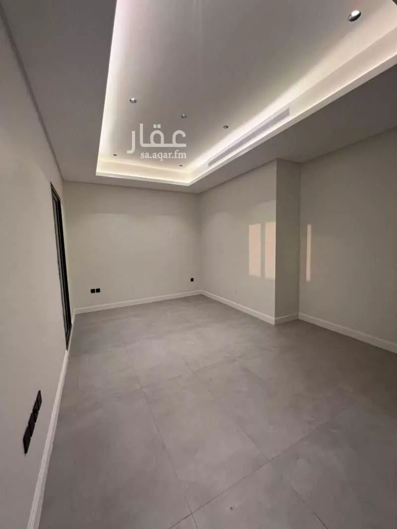 6 bedroom villa in Al Yaqout 12