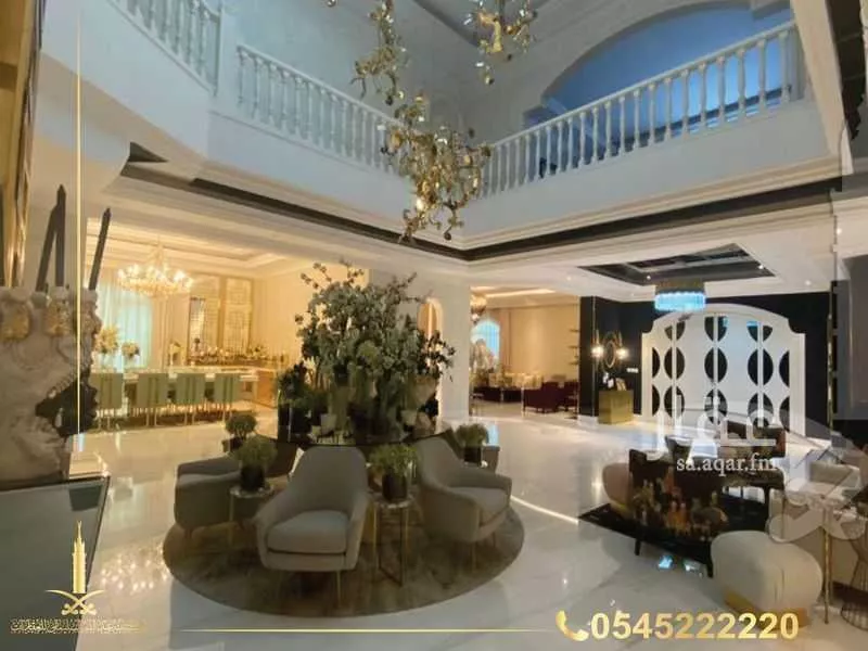 5 bedroom villa in Al Shati 11
