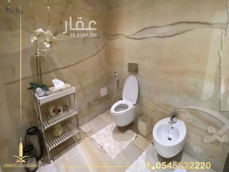5 bedroom villa in Al Shati 33