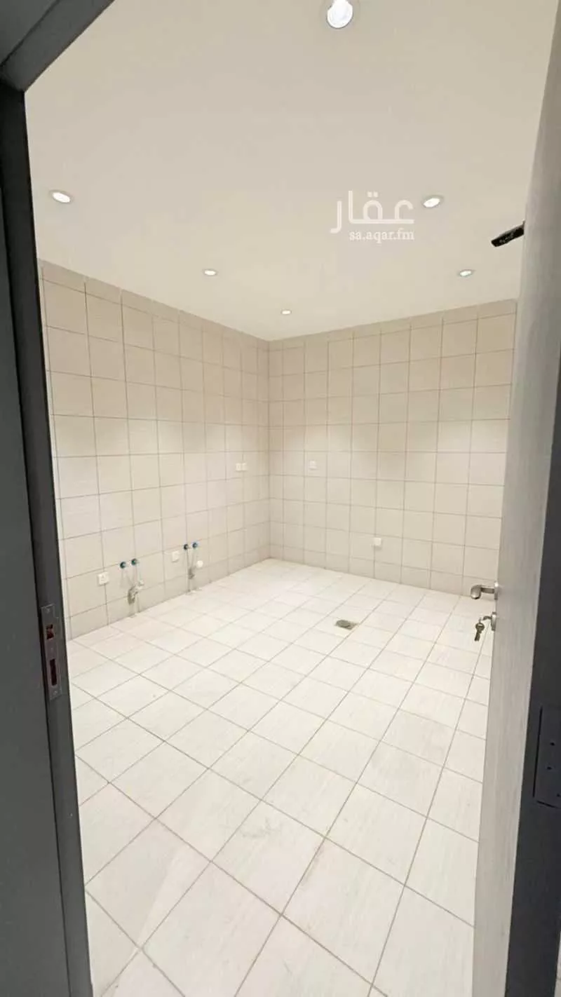 4 bedroom apartment in Al Wahah, Jeddah 16