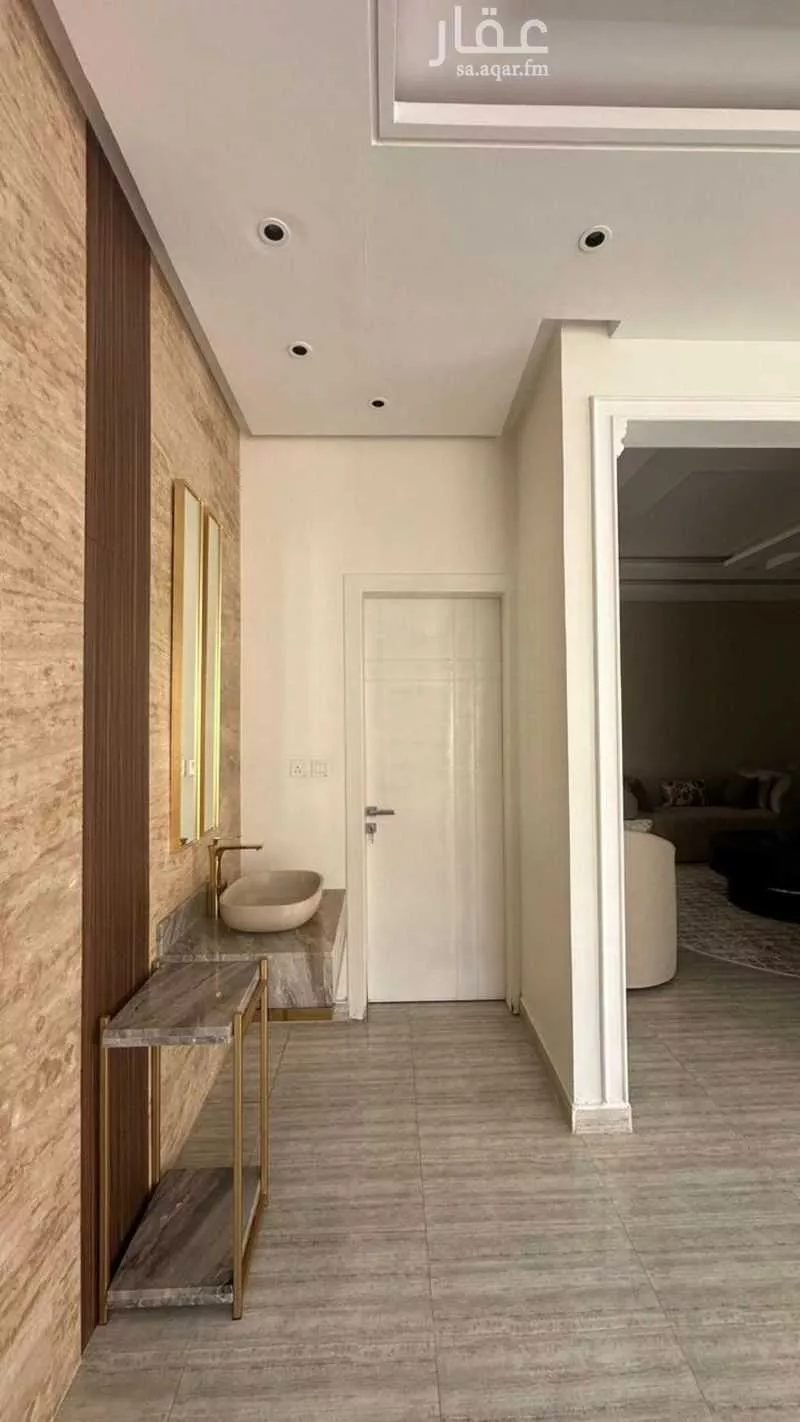 9 bedroom apartment in Al Mahdiyyah 9