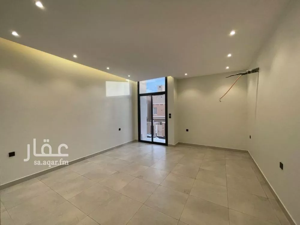 6 bedroom villa in Al Shiraa 4
