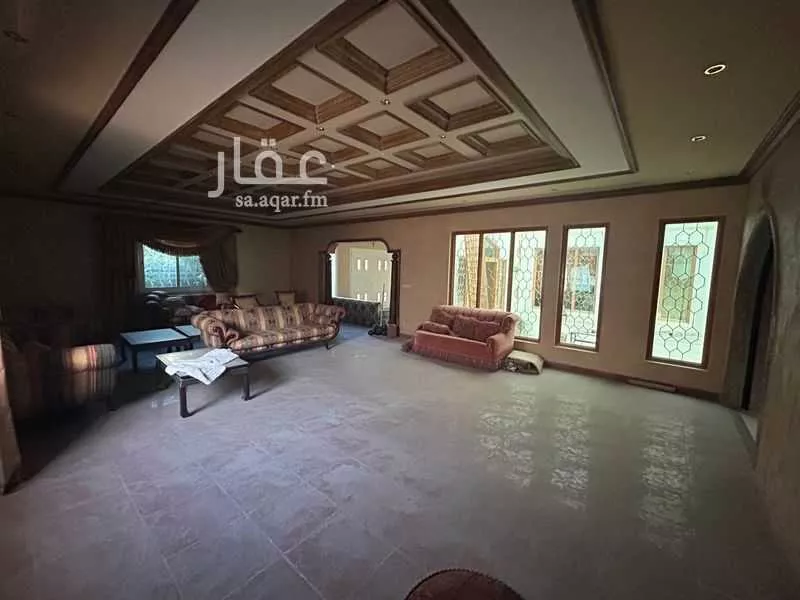 فيلا 8 غرف في المروج 6