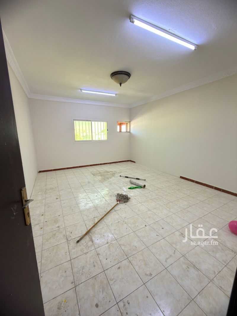 3 bedroom apartment in Al Hamra, Eastern Province 9