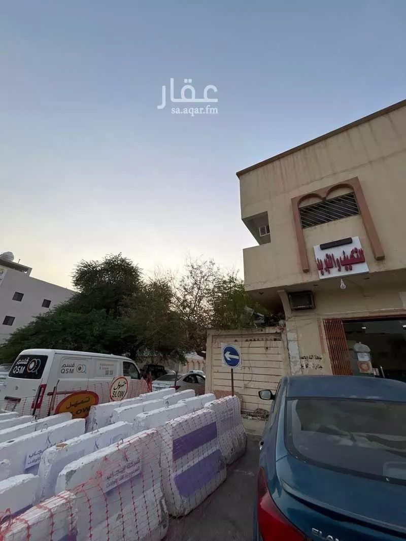 5 bedroom building in Al Zahrah, Riyadh 4