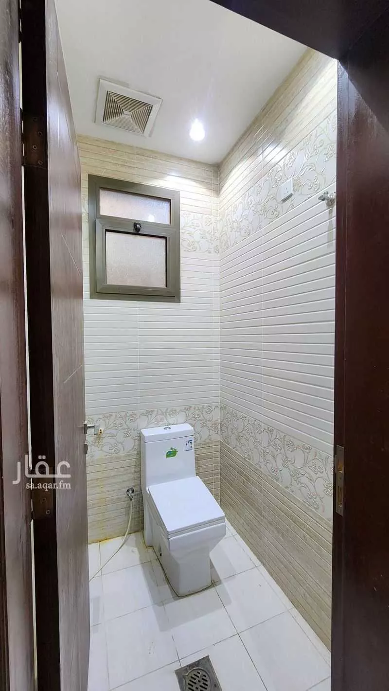 6 bedroom villa in Al Yaqout 2