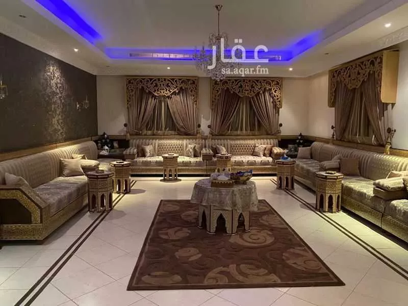 8 bedroom villa in Abhur North 5