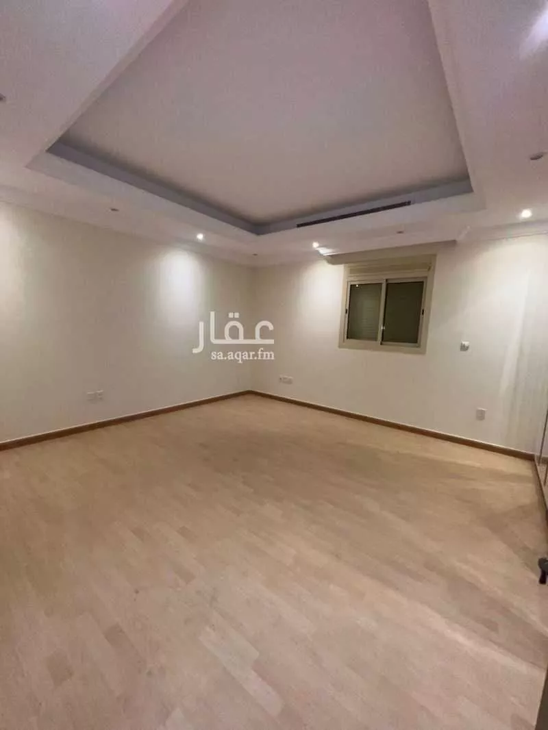 5 bedroom villa in Al Khalidiyyah 9