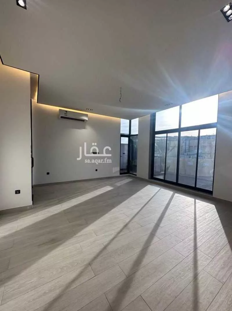 6 bedroom villa in Al Basateen 7
