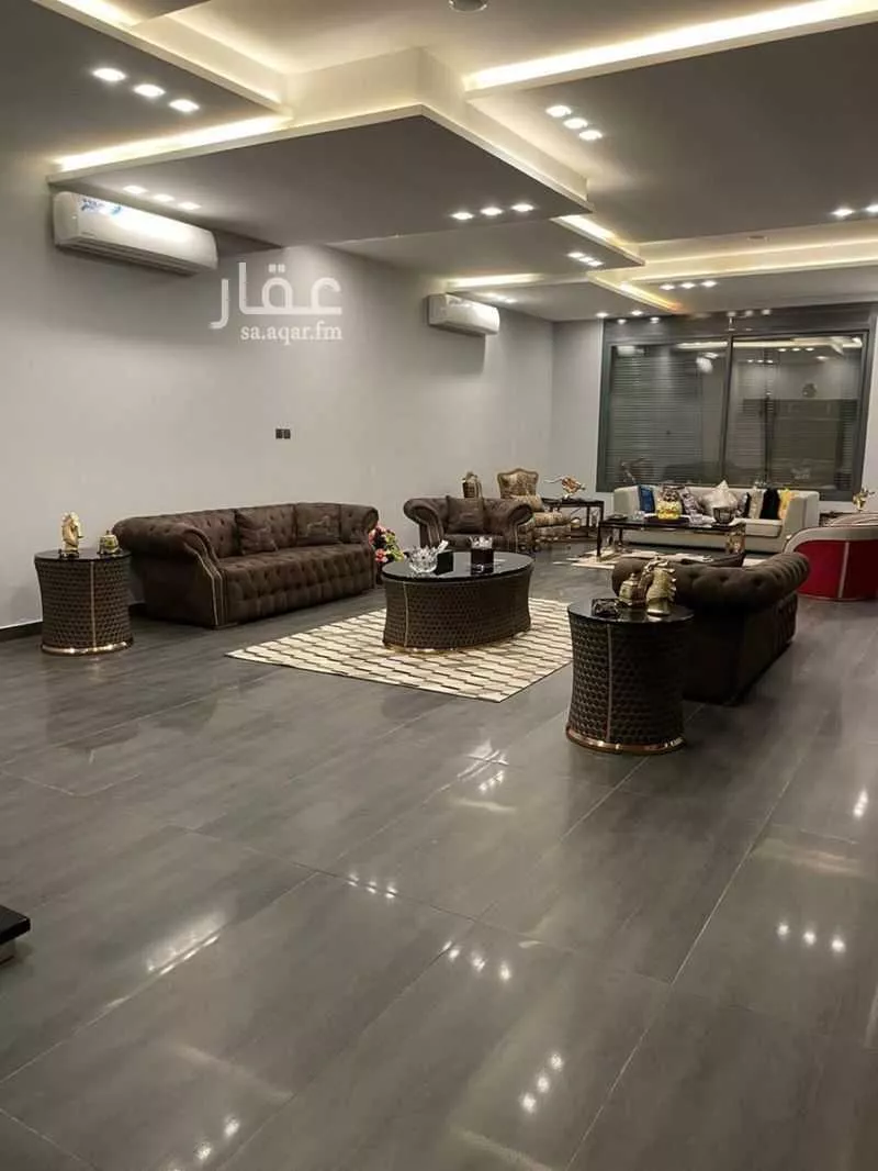 فيلا 13 غرف في طيبة 17