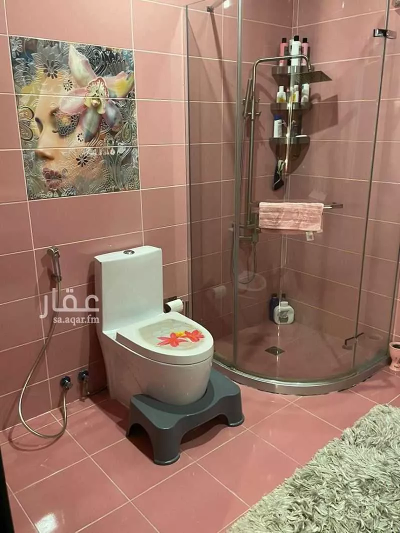 فيلا 13 غرف في طيبة 22