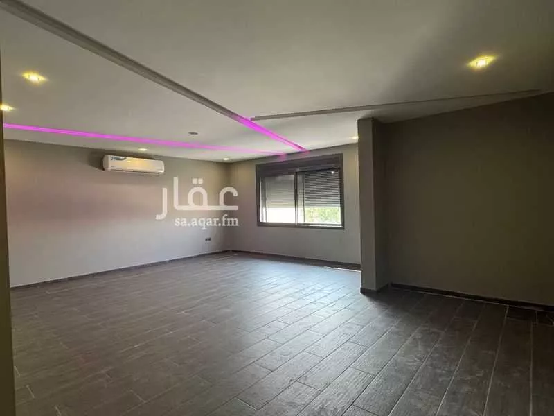 فيلا 13 غرف في طيبة 10