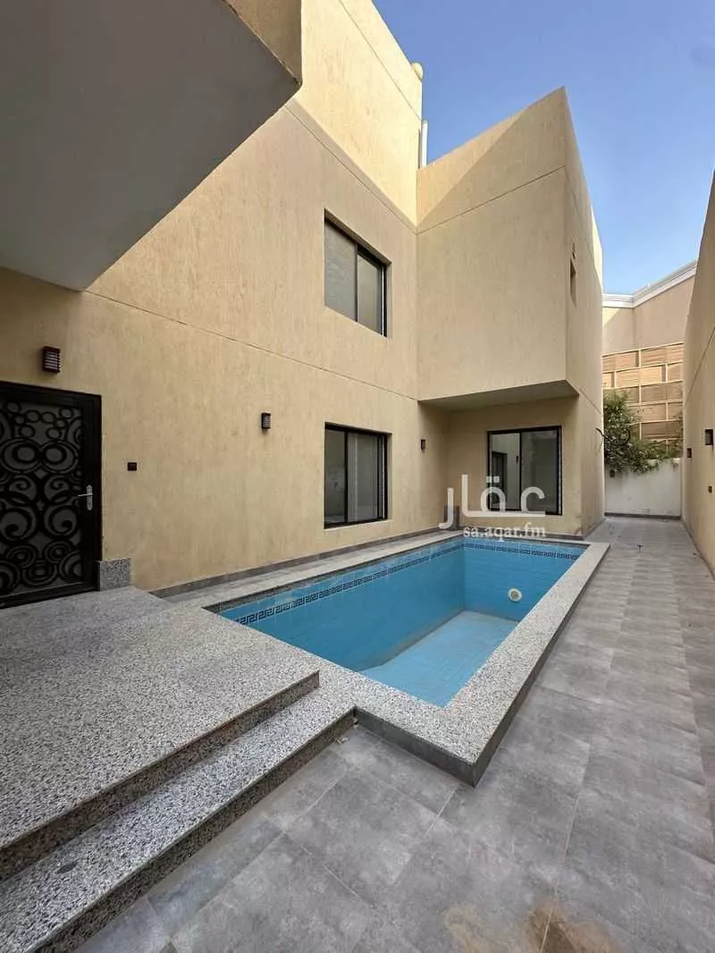 9 bedroom villa in Abhur South 7