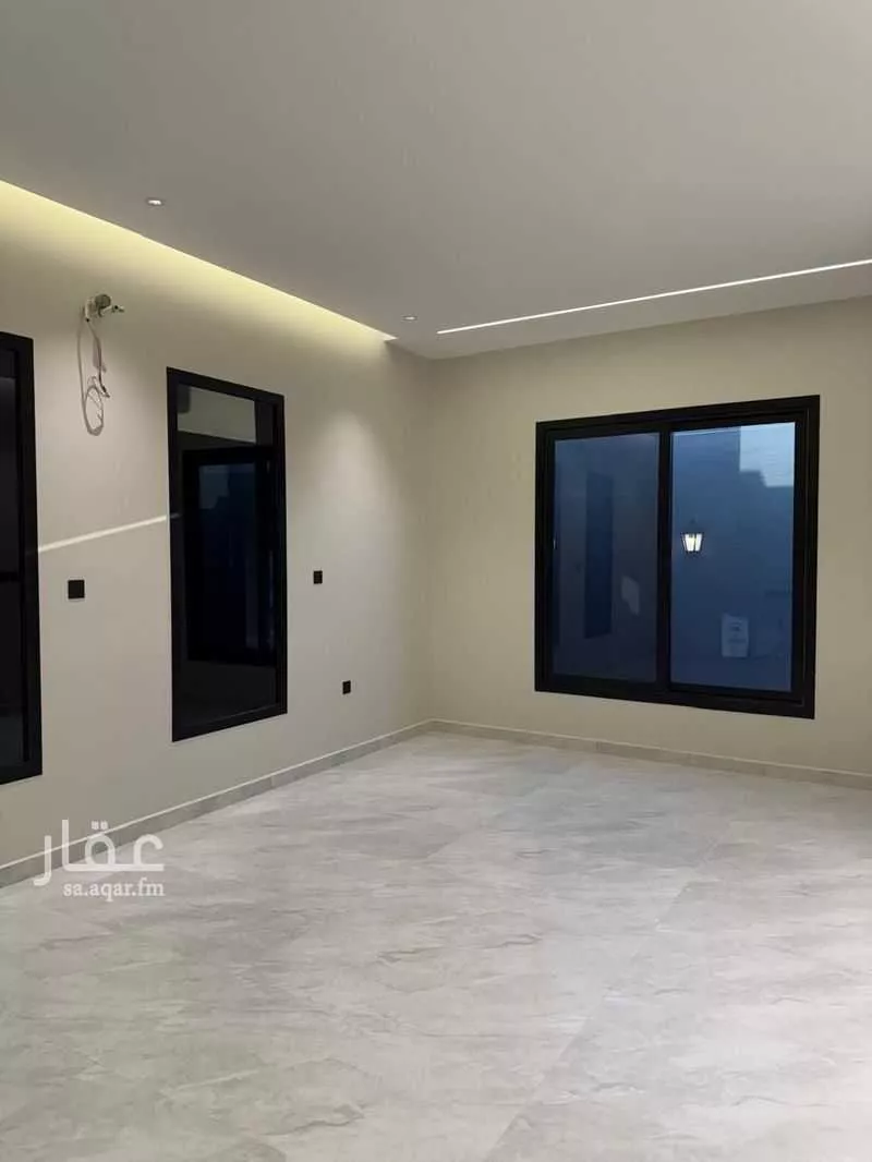 فيلا 13 غرف في طيبة 9