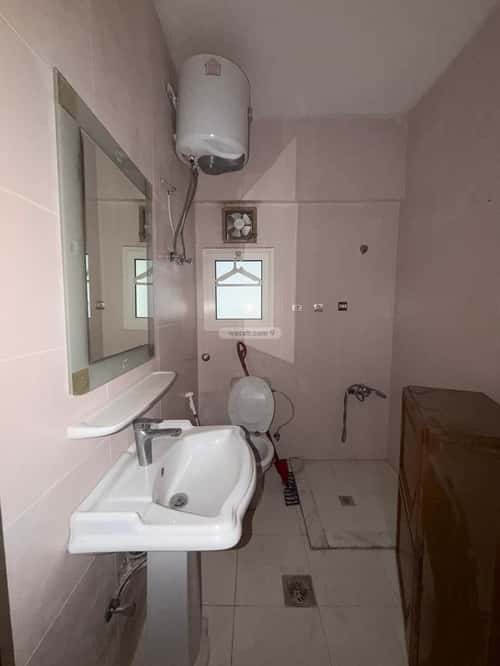3 bedroom apartment in Al Ruwais, Jeddah 4