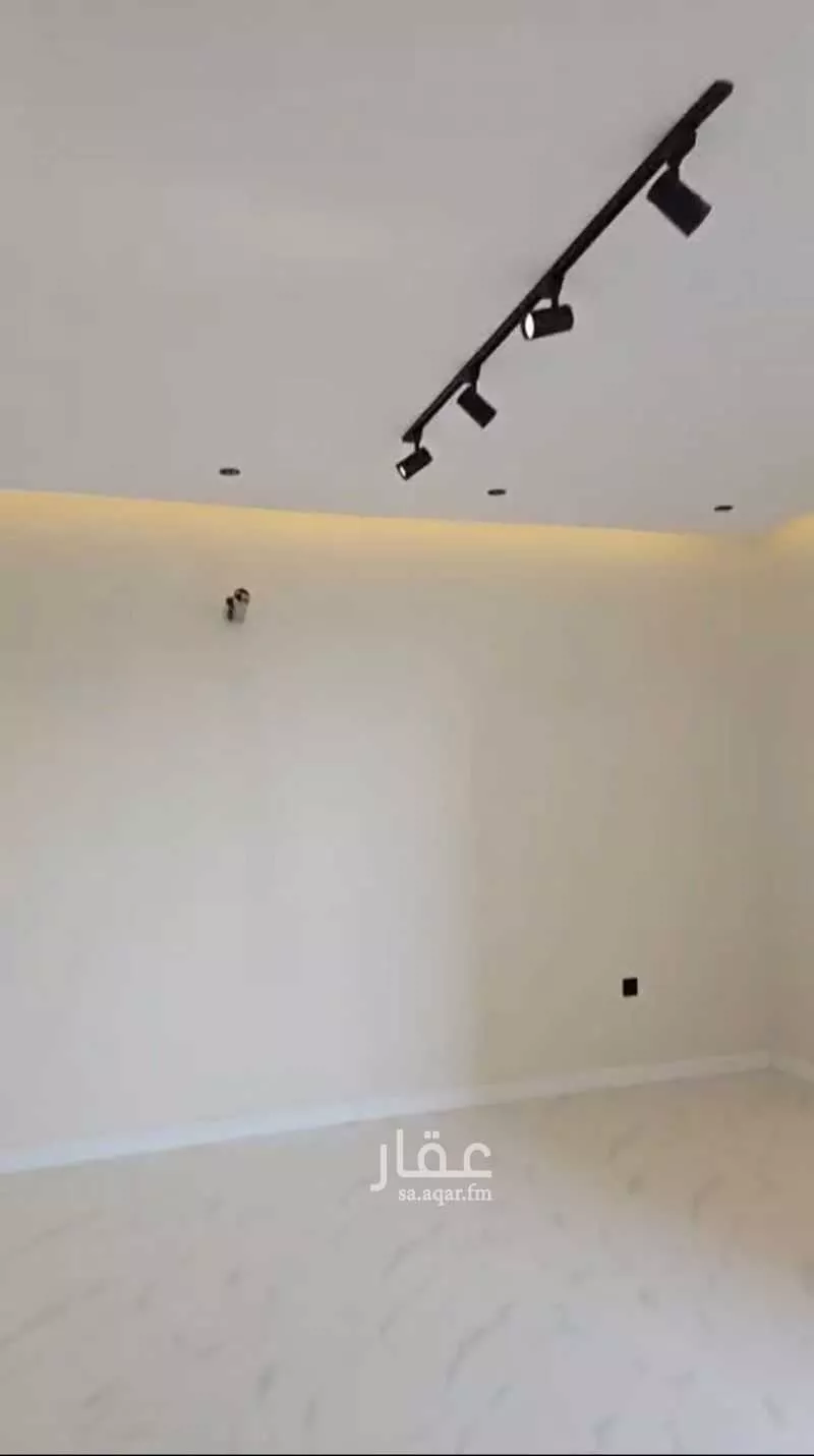 5 bedroom villa in Al Yaqout 11